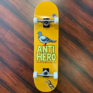 ANTIHERO PIGEON HERO X-LRG COMPLETE (8.25")