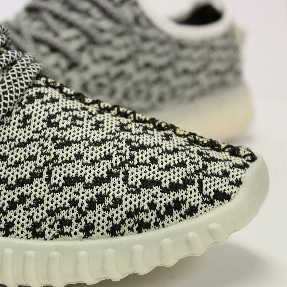 Lightweight Knitted Trainer - White/Black