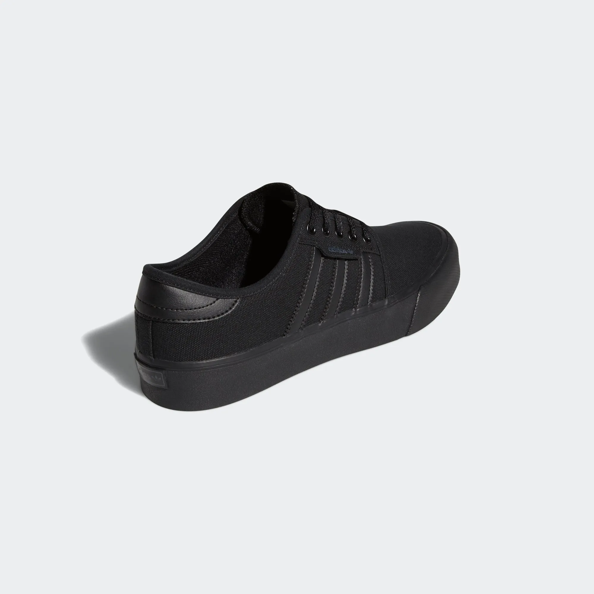 Men's adidas Originals Seeley XT Shoes Triple Black