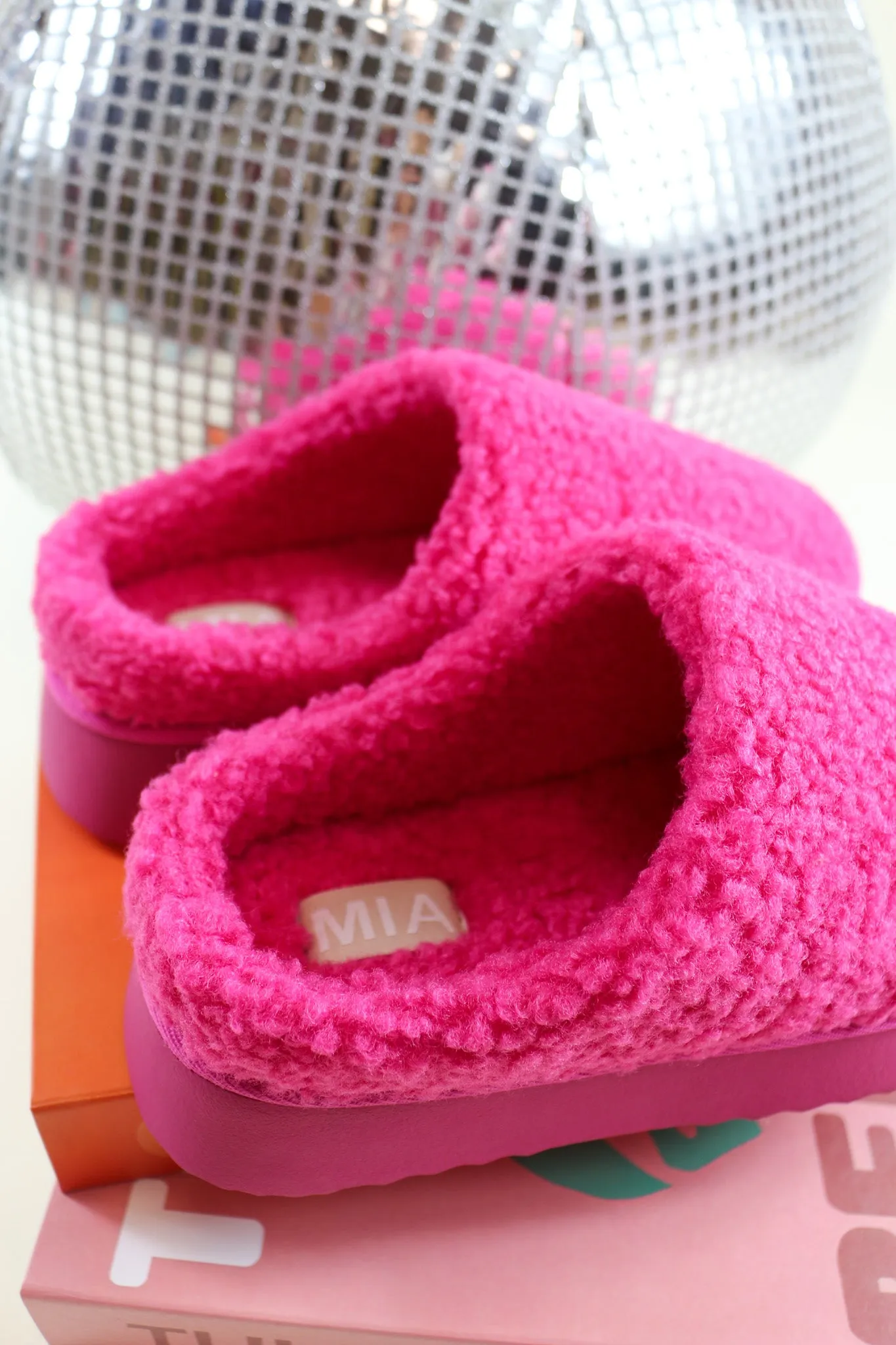 Mia Icee Sherpa House Slippers -2 Colors