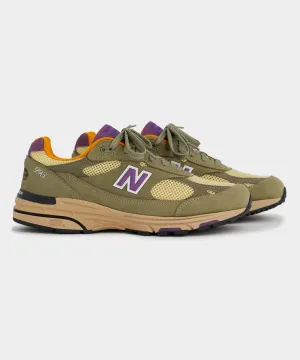 New Balance Made in USA 993 in Olive Leaf