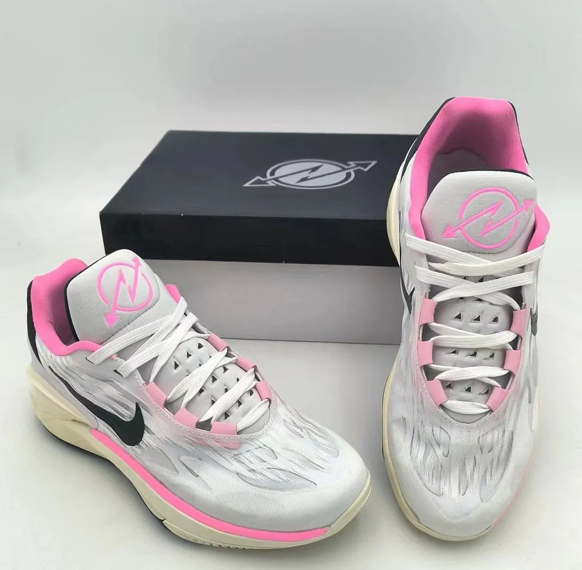 NIKE AIR ZOOM G.T. CUT 2 x COCONUT MILK PINK SPELL