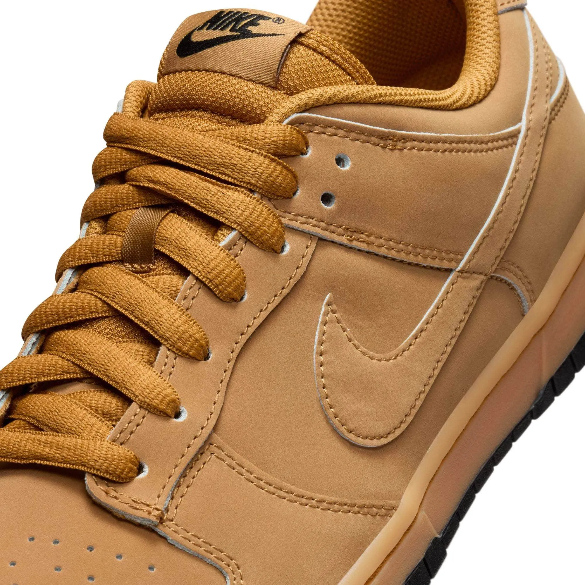 Nike Dunk Low Retro SE "Wheat Gum" - Men's