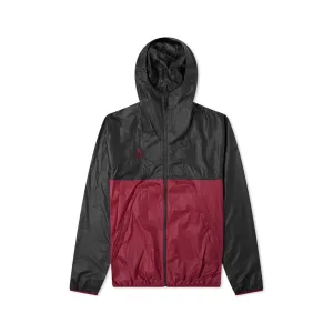 Nike Men's ACG Lightweight Jacket