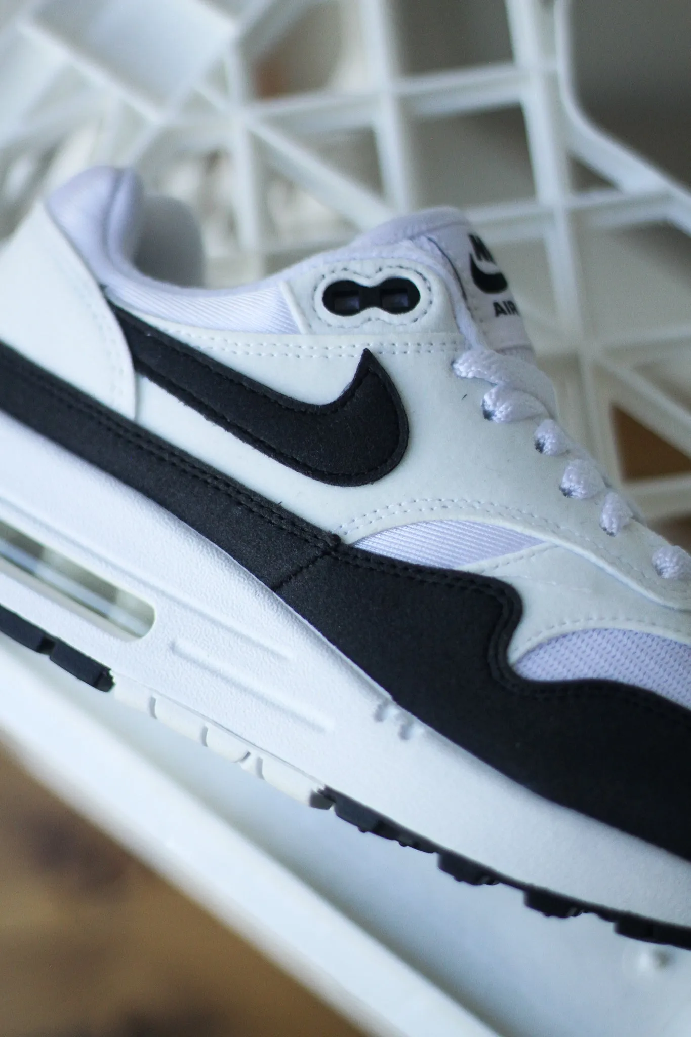 W AIR MAX 1 "BLACK"