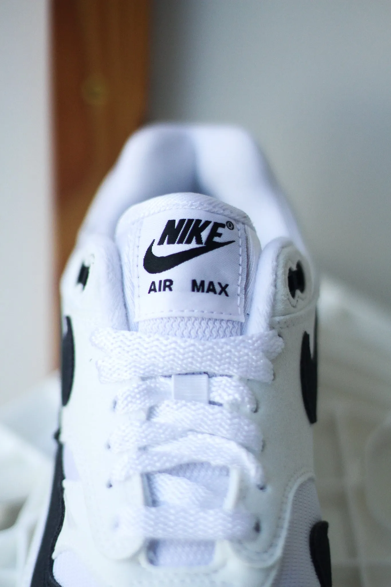 W AIR MAX 1 "BLACK"