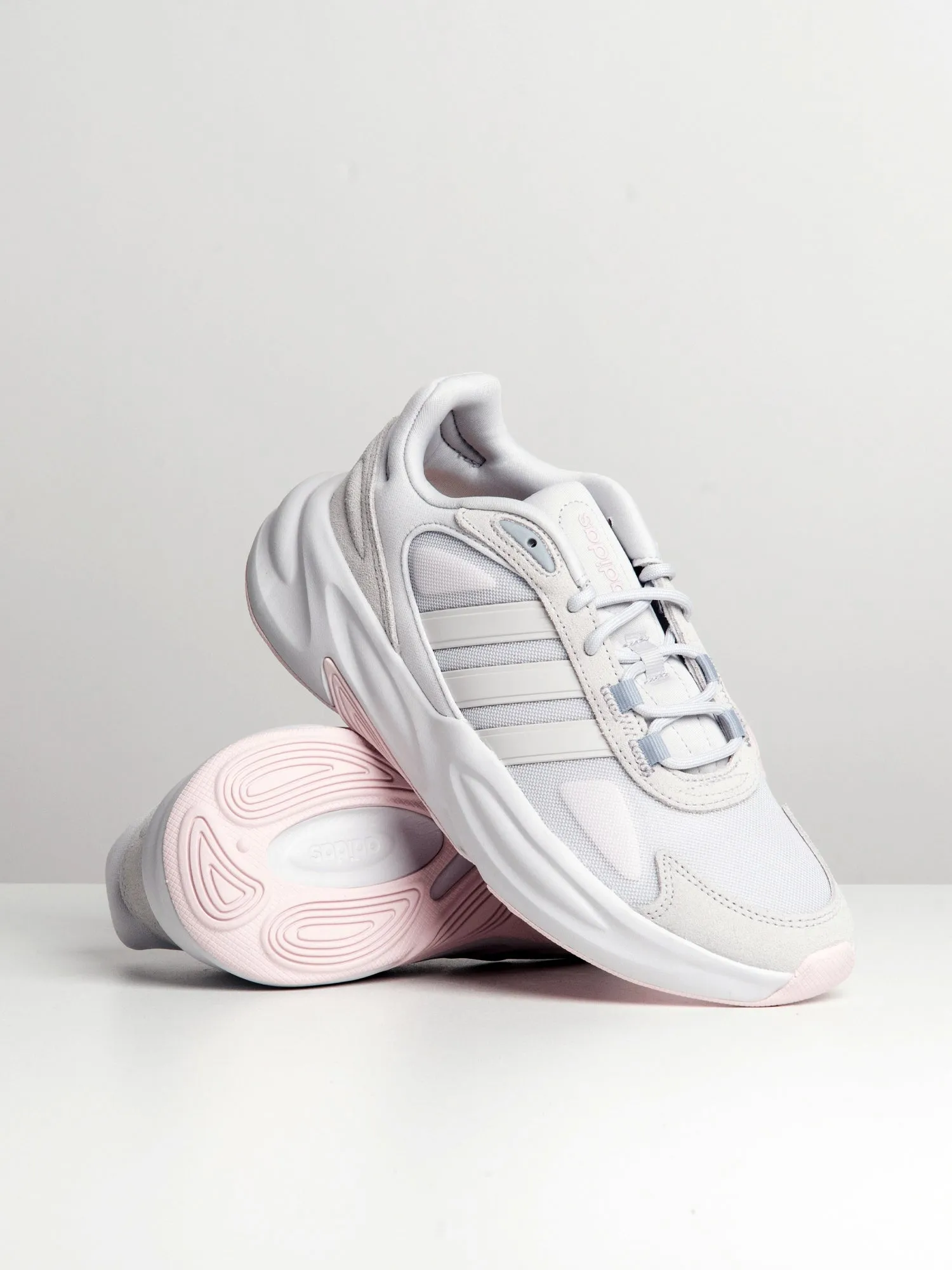 WOMENS ADIDAS OZELLE SNEAKER - CLEARANCE